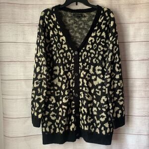 Love Tree Leopard Print Cardigan V-Neck Button Up Size Large